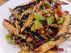 -小柒家第一锹东北菜(城关店)