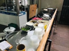 -茅屋大酒店
