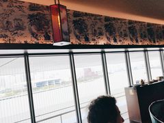-悦江(梅奔中心店)