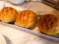 酥皮水牛奶菠萝包-陶陶居酒家(海岸城店)