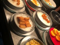 -遇上西雅图多融合海鲜自助餐厅(中房金谊广场店)