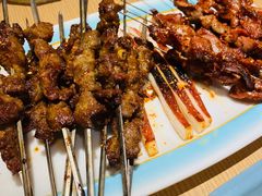 -街角等你.大连海鲜烧烤.经典铁板海鲜串(西安路店)
