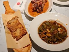 -关东小磨东北菜(漕河泾印象城店)