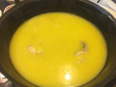 -鲜入围煮花胶鸡海鲜火锅
