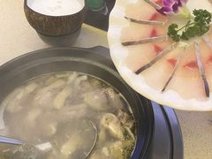 -润泽园椰子鸡(汇一城店)