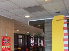 -麦当劳(国家体育场南路店)