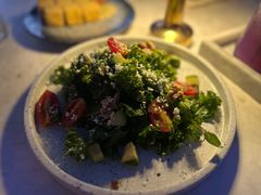 牛油果羽衣甘蓝沙拉-The Rug Cafe(王府中环店)