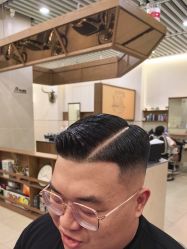 -MARTIN'S BARBER SHOP男士理发馆