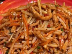 鱼香肉丝-破三川·新川菜(静安大融城店)