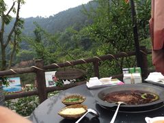 -楠柏弯休闲山庄(梨花溪店)