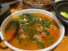 -老滇山寨•云南特色菜•地方菜•民族风情歌舞表演(金碧店)