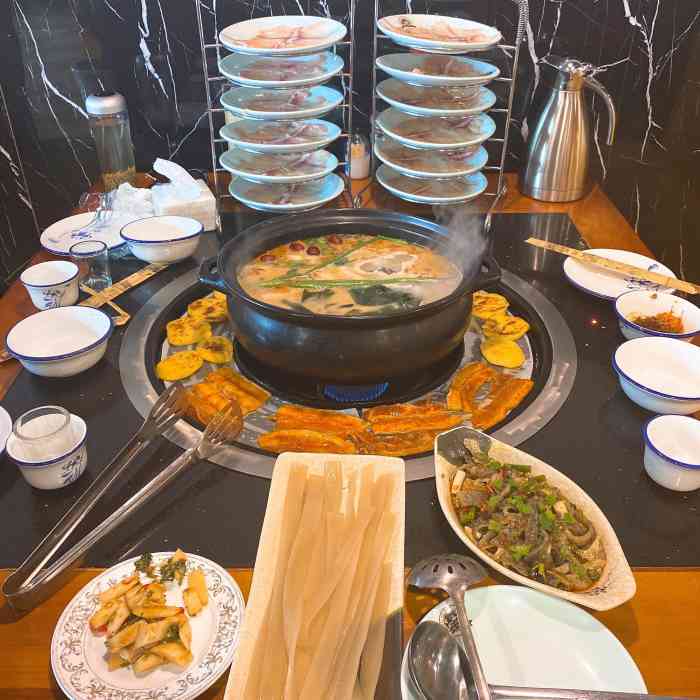 斑鱼小匠涮烤主题餐厅(锦弘广场店)-"感觉这个是我在锦宏广场吃饭最