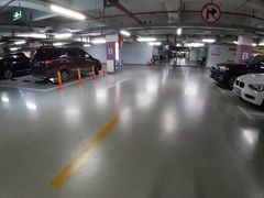 -九六广场-停车场