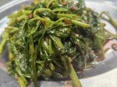 -黄亚华小食店(Jalan Alor)