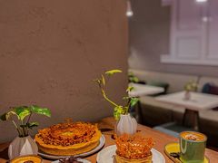 -潮一不贰·法式甜品·生日蛋糕·西式简餐(外滩店)