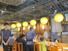 -呷哺呷哺(普陀乐购真北店)