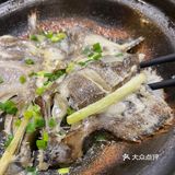  鲜活的海鲜现捞,现捞现焗！超满足！就在旧村‼️