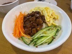 炸酱刀削面-台北楚楚园馅饼粥(虹桥南丰城店)