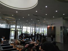 -杭州中升之星奔驰4S店(滨江店)