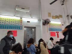 -陈老添美食店(宝华路店)