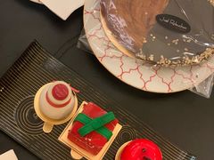 -Salon de The de Joel Robuchon(外滩18号店)