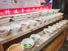 自助调料区-高兴壹锅·潮汕鲜牛肉火锅(良乡梅花庄店)