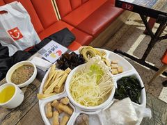 -鸡遇虾煲干锅火锅(小寨金莎店)