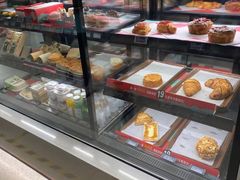 面包甜点陈列柜-星巴克臻选(深圳龙岗万科店)