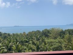 -三亚湾海居铂尔曼度假酒店