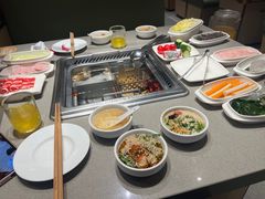 -海底捞火锅(金山百联店)
