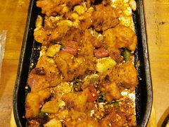 -老东镇啤酒屋海鲜加工·蒸汽海鲜·海鲜烧烤(台东店)