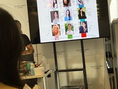 -金夫人化妆摄影职业培训学校