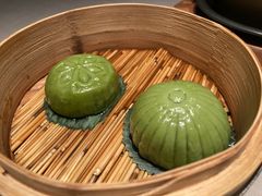 青饼-荣轩(新荣记环球金融中心店)
