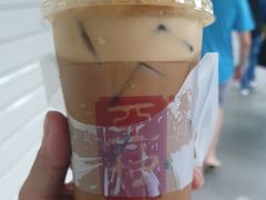 -亚坤(黄廷芳综合医院店)