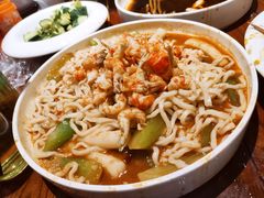 -茸梅路右拐龙虾-农家菜(松江店)