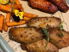 烤翅双拼-HIGH FIVE哈福手工汉堡(桂林路店)