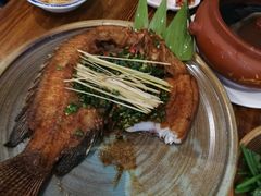 香茅草烤罗非鱼-滇越乘象云南餐厅(次渠店)