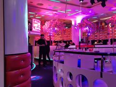 -巴特餐饮6加1音乐餐吧·新疆菜