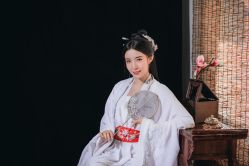 -东古旅拍摄影•格格服汉服•租赁(故宫店)