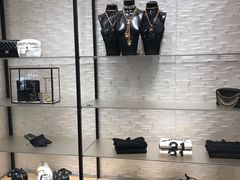 -CHANEL(恒隆广场店)