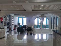 -芭黎人江景轻奢酒店(告庄西双景星光夜市店)