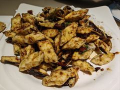 -老码头黑皮肘子锅包肉(赣水路店)