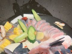 -鲜潭蒸汽石锅鱼(五道口购物中心店)