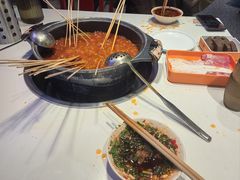 -钢管厂五区小郡肝串串香(蜀都万达店)