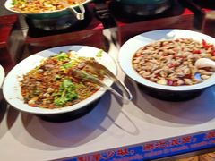 -布罗城堡自助烧烤(鸿通城购物中心店)