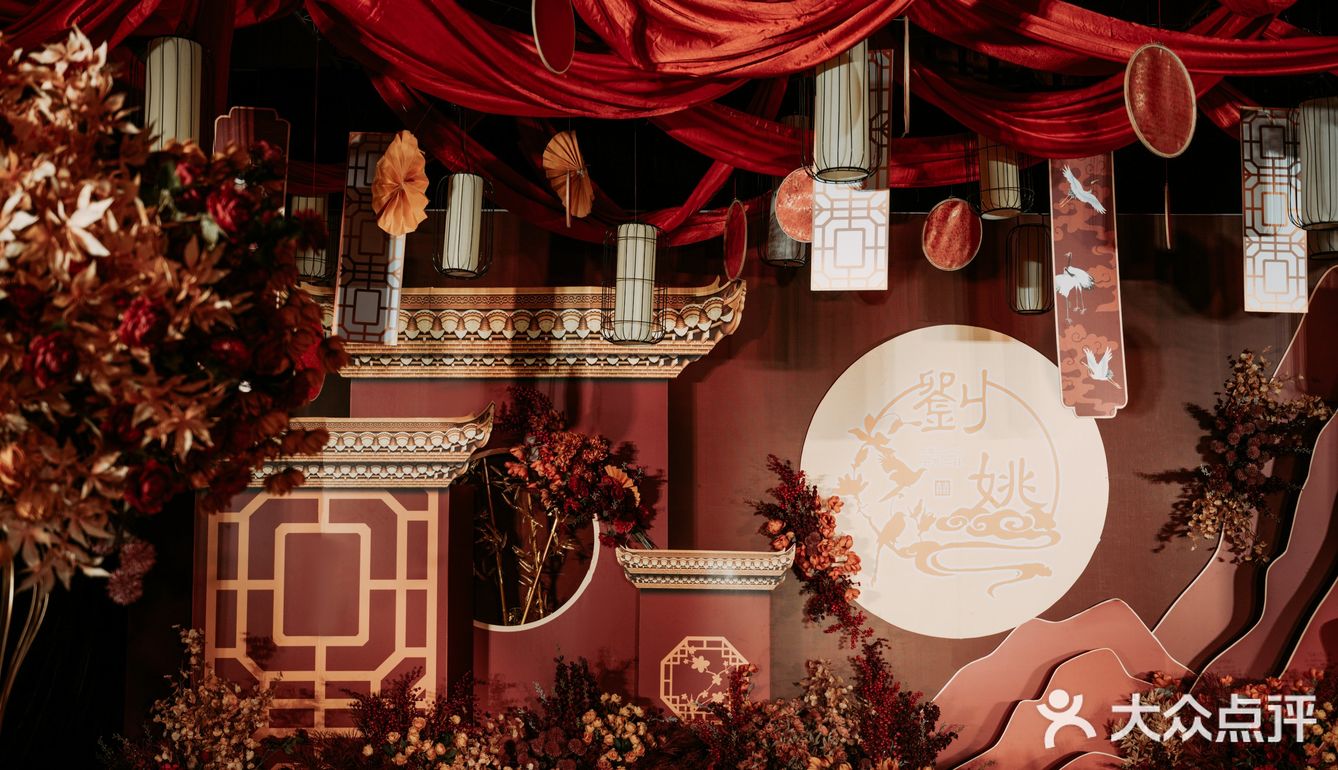 成都婚礼|大气富有设计感的红色系新中式婚礼