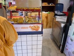 -昆明冠生园·蛋糕·面包(南强街店)