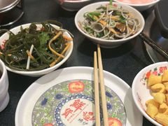 -沸炉重庆老火锅(军事博物馆店)