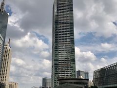 -陆家嘴空中步行连廊