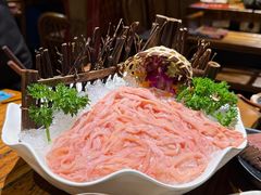 -老牌坊云南鱼豆花火锅(爱建店)